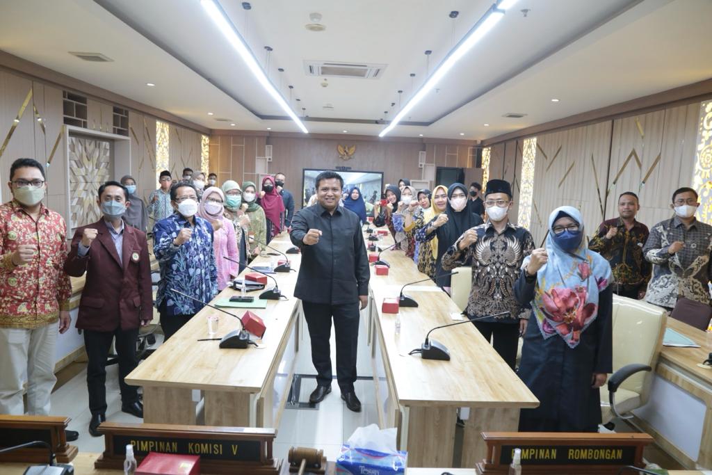 foto-dok-anggota-komisi-v-dprd-provinsi-jawa-barat-ali-rasyid.jpg