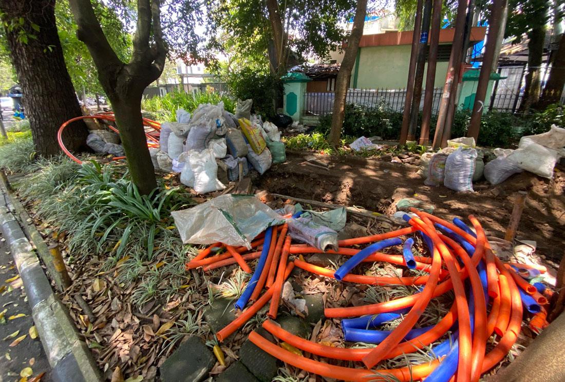 Trotoar Bandung Bak Area Perang Proyek Galian, Wali Kota Farhan Kembali Ultimatum: Selesai 12 Maret