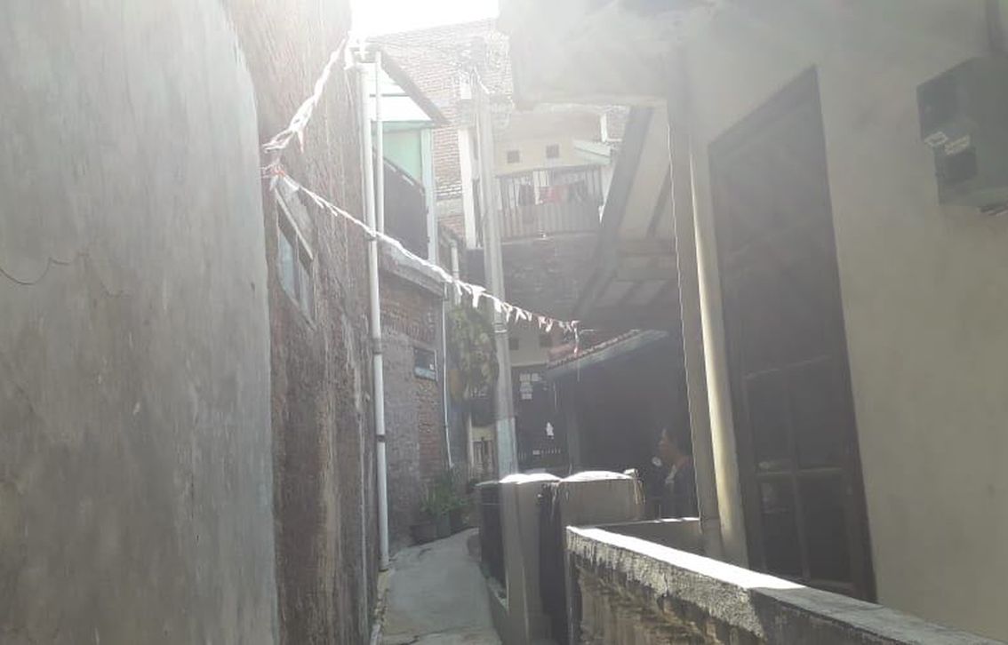 gang-akses-menuju-rumah-pak-eko_20180911_173657.jpg