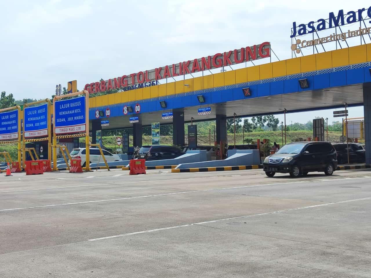 gerbang-tol-kalikangkung-ya.jpg