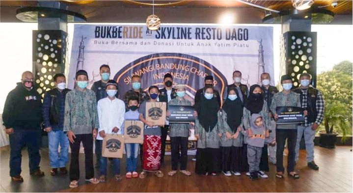 HOG Siliwangi Bandung Chapter mengadakan santunan.