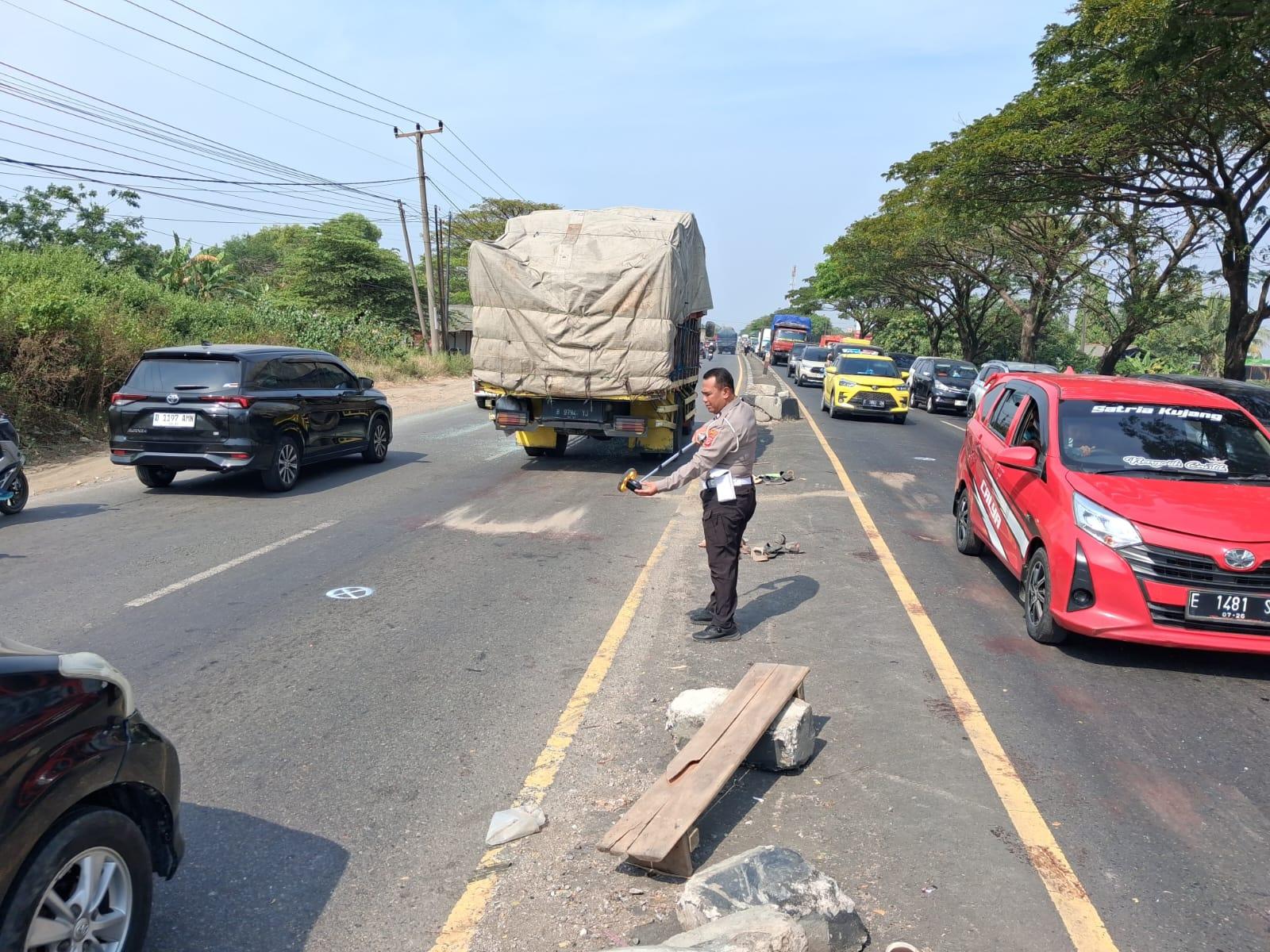 Investigasi Tabrakan Maut Jalur Pantura Indramayu: Sopir Truk Diperiksa dan Olah TKP Lanjutan - Tribunjabar.id