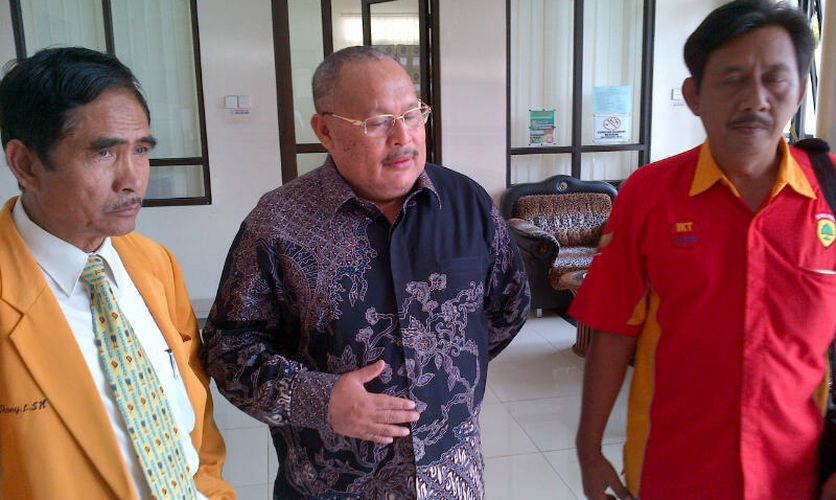 ibrahim-kadir-tuasamu-calon-independen-depok_20150806_124628.jpg
