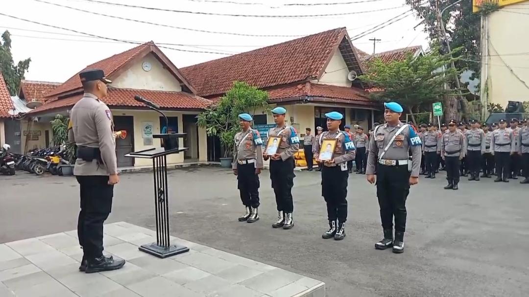 Tindak Tegas Penyalahgunaan Narkoba, Dua Anggota Polres Cirebon Kota Dipecat