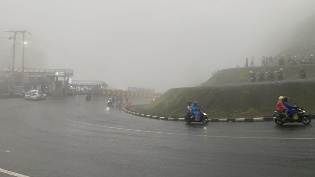 ilustrasi-kabut-tebal-kawasan-puncak.jpg