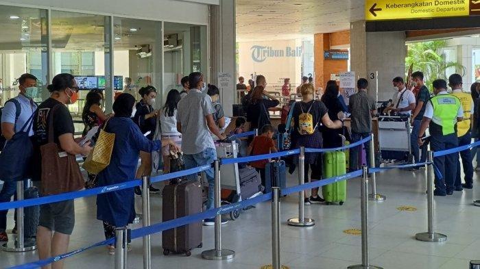 ilustrasi-penumpang-di-bandara-ngurah-rai-bali.jpg