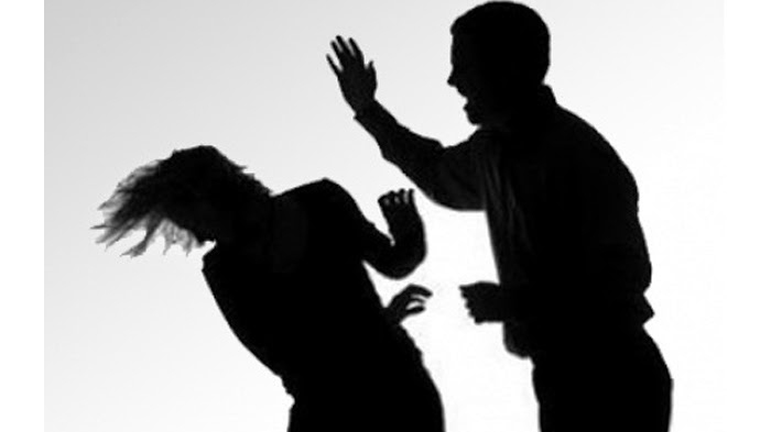 Cekcok Berujung Perkelahian, Suami Bawa Parang dan Istri Bersenjata Martil