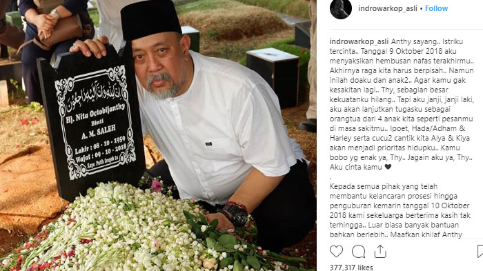 Janji Indro Warkop untuk Mendiang Istrinya 'Ini Doaku dan Anak Agar Kamu Tak Kesakitan Lagi'