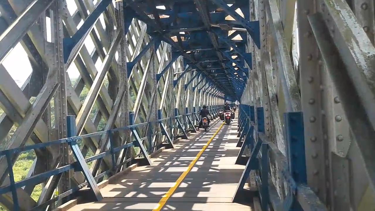 jembatan-cirahong-motor-154.jpg