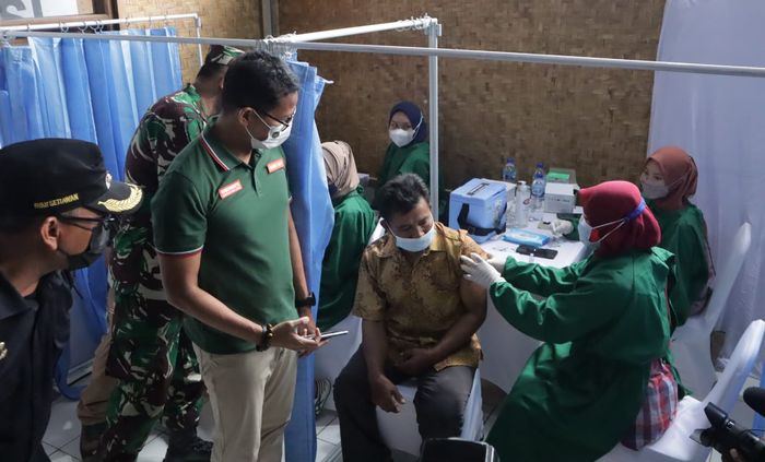 Menggandeng Dunia Usaha dan TNI, Jabar Quick Response Kebut Herd Immunity Di Bogor