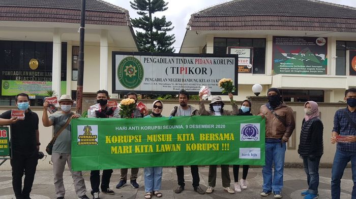 Javaretro Suites Hotel Bersama JHB Dukung Pemberantasan Korupsi dan Penggunaan Masker