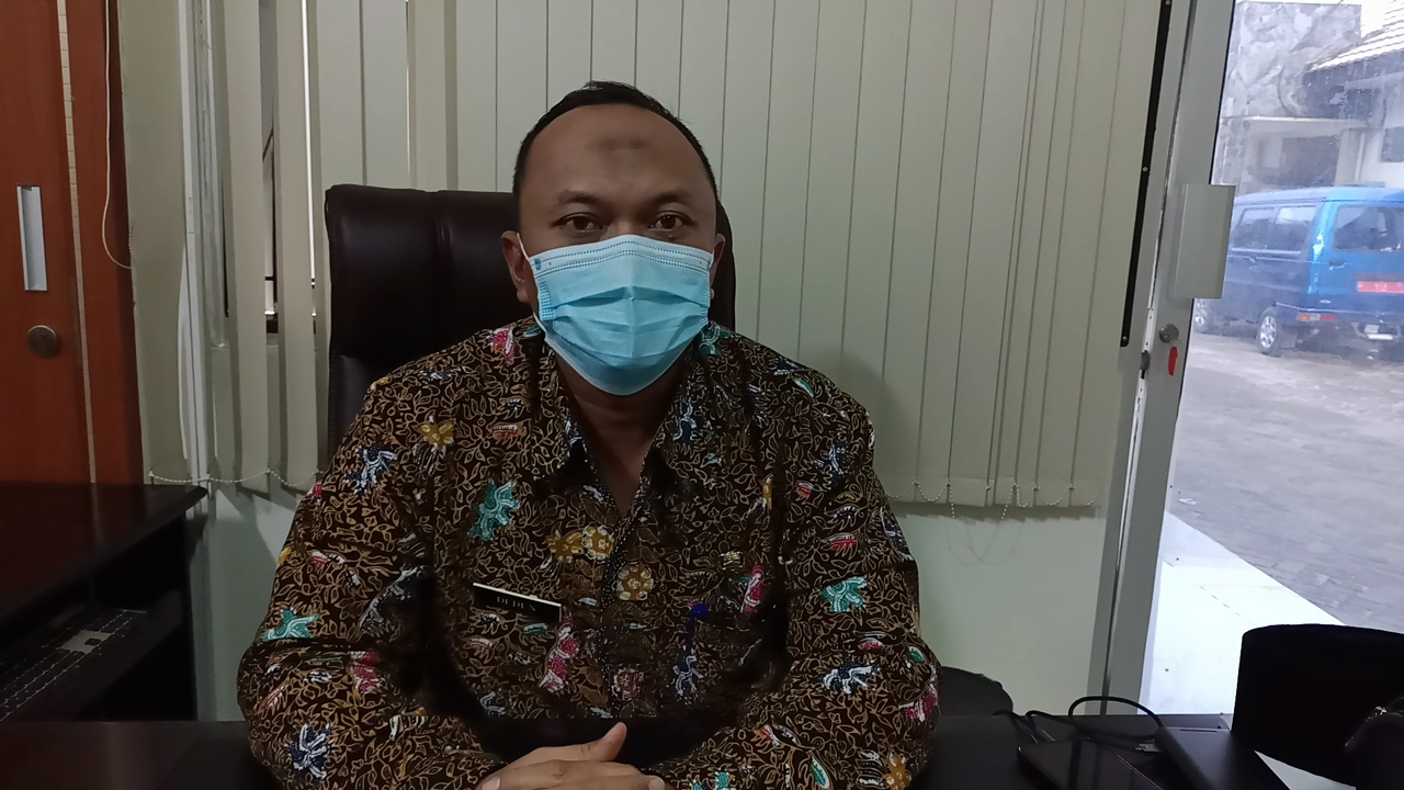 juru-bicara-satgas-covid-19-kabupaten-indramayu-deden-bonni-koswara-611.jpg