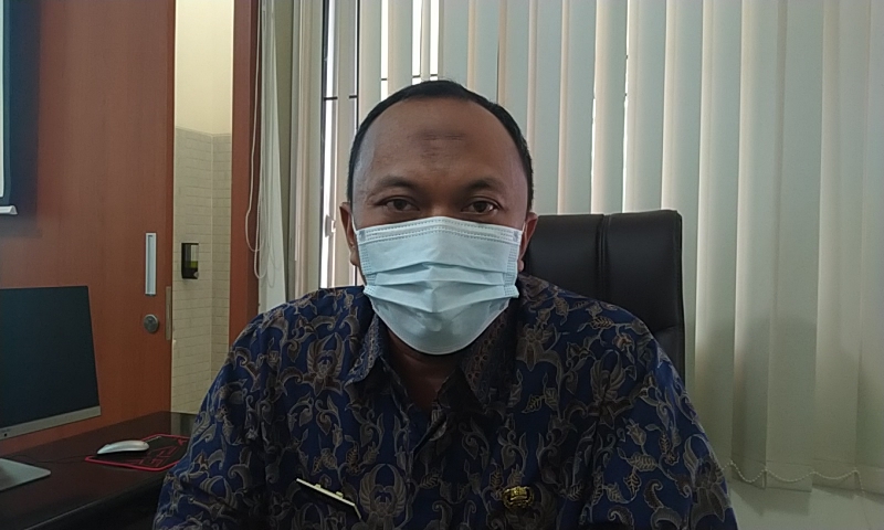 juru-bicara-satgas-covid-19-kabupaten-indramayu-deden-bonni-koswara-selasa-6102020.jpg