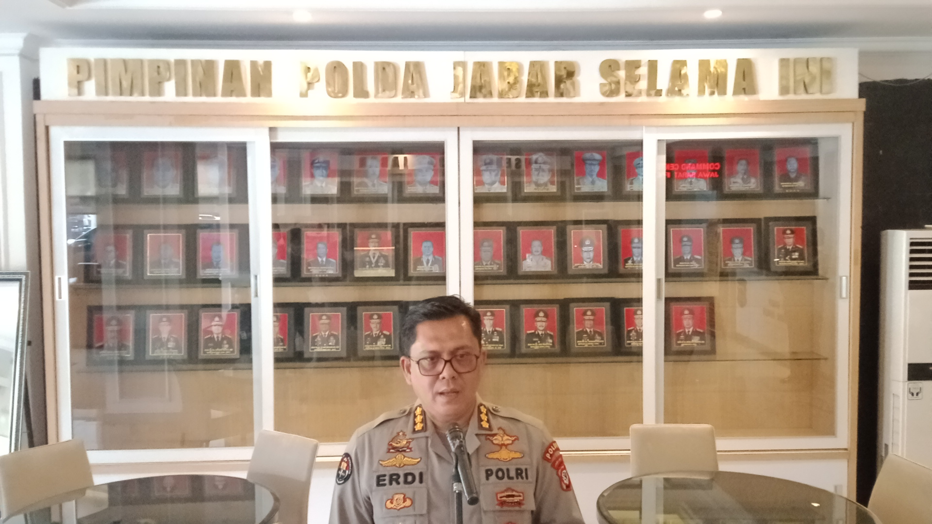 Brigadir A yang Dipukul dengan Sekop Masih Dirawat, Polisi Periksa 6 Anggota KAMI Jabar Hari Ini
