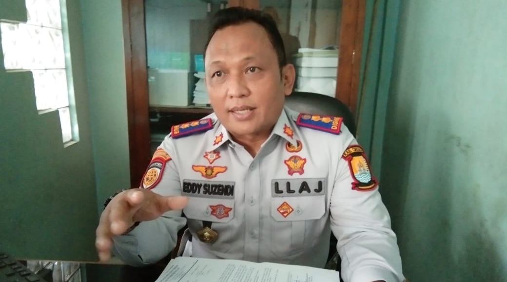 kabid-keselamatan-dishub-kabupaten-cirebon-eddy-suzendi.jpg