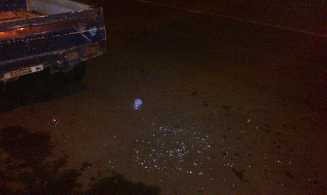 kaca-pecah-di-jalan-angkot_20151107_212221.jpg