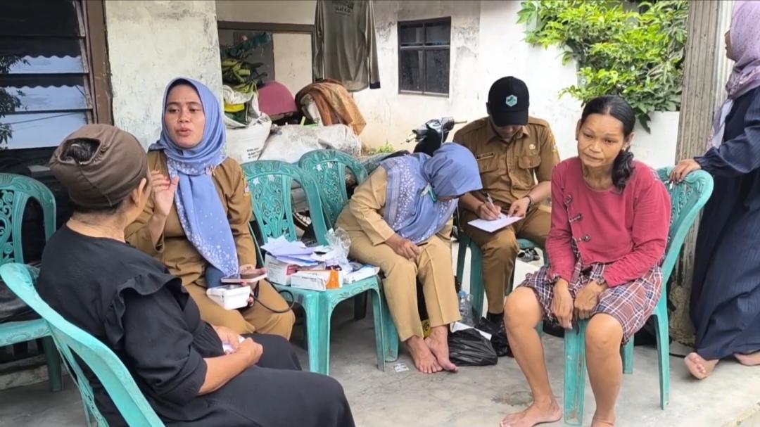 Banjir Dua Hari Tak Surut, Warga Panguragan Cirebon Diserang Jamur Kulit, Pusing, Hingga Hipertensi