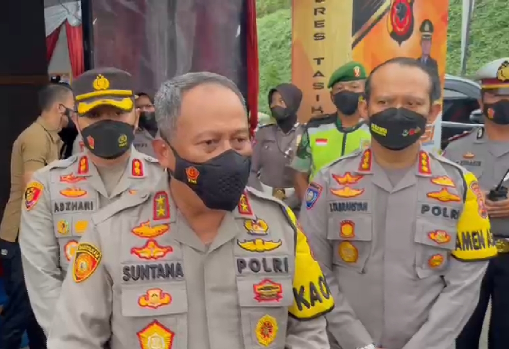 kapolda-jabar-di-posko-genteng.jpg