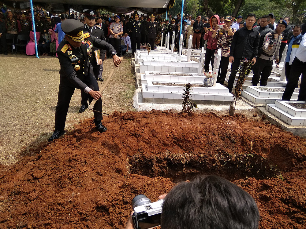 Ipda Erwin Gugur, Kapolda Jabar Instruksikan Mengibarkan Bendera Setengah Tiang