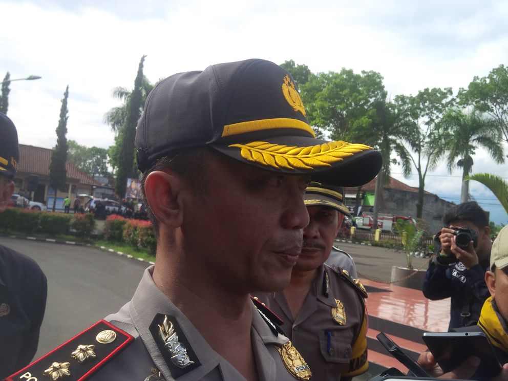 kapolres-garut-akbp-budi-satria-wiguna_20180105_114327.jpg