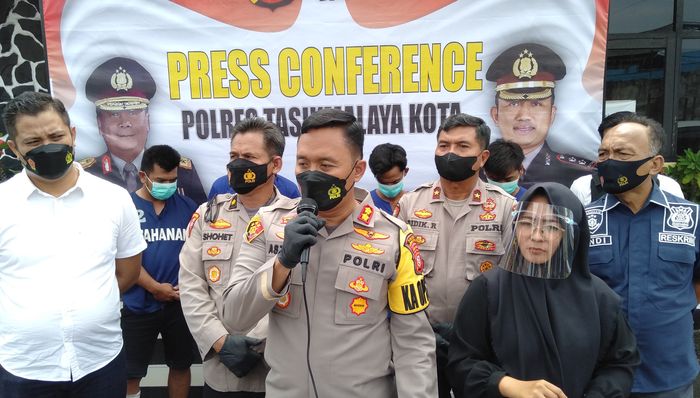 kapolres-tasikmalaya-kota-akbp-aszhari-kurniawan-polsek-indihiang.jpg