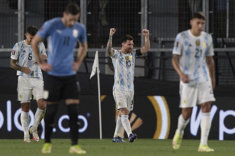 kapten-timnas-argentina-lionel-messi-merayakan-golnya-ke-gawang-uruguay.jpg