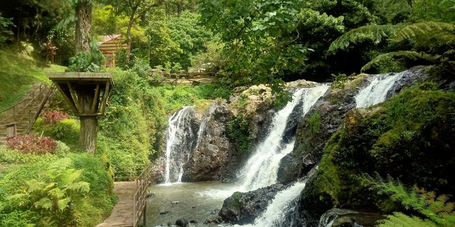 keindahan-curug-cigulung.jpg