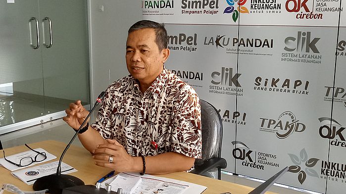kepala-ojk-cirebon-m-luthfi_20180702_134951.jpg