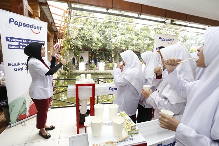 Ratusan Santri Pesantren Mathlaul Huda Jalani Edukasi Kesehatan Gigi dan Mulut di Bulan Puasa