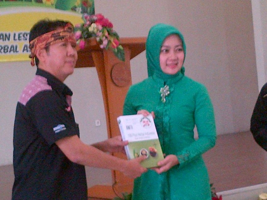 Lomba Taman Herbal Bejo, Kota Bandung Diharapkan Jadi Pemasok Jahe Merah bagi Bintang Toedjoe