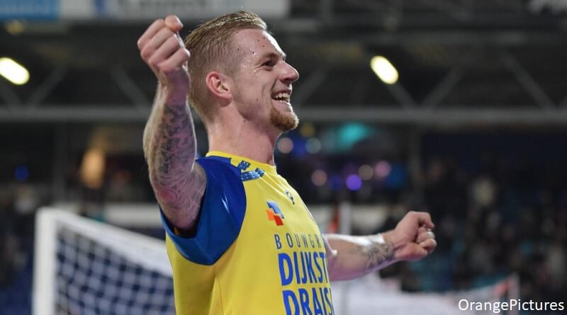 Prediksi Line Persib Bandung Setelah Kehadiran Kevin van Kippersluis, Nick Kuipers, dan Omid Nazari