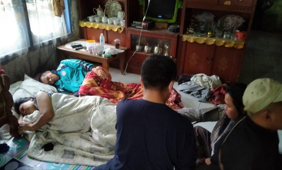 korban-keracunan-Cilangari-Senin-13223023.jpg