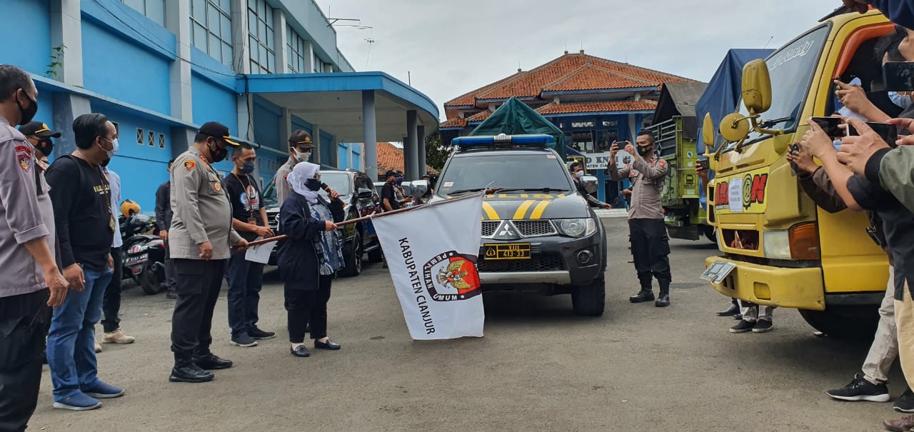 kpu-kabupaten-cianjur-melepas-distribusi-logistik-pemilu.jpg