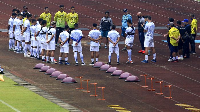 Pelatih Persib Bandung Ingin Uji Coba Lawan Tim Sekelas