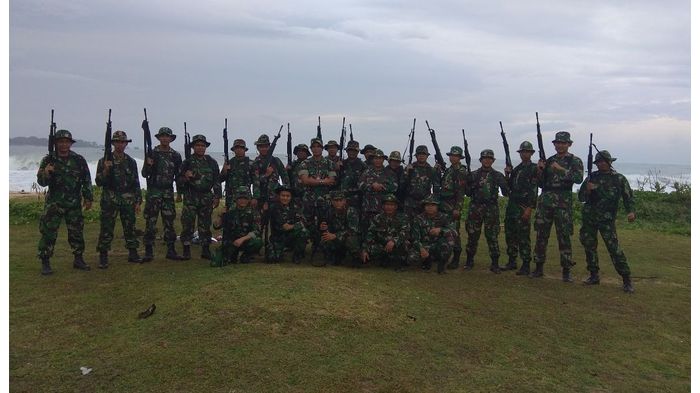 latihan-pertahanan-pangkalan-hanlan-lanud-husein-sastranegara_20171222_114847.jpg