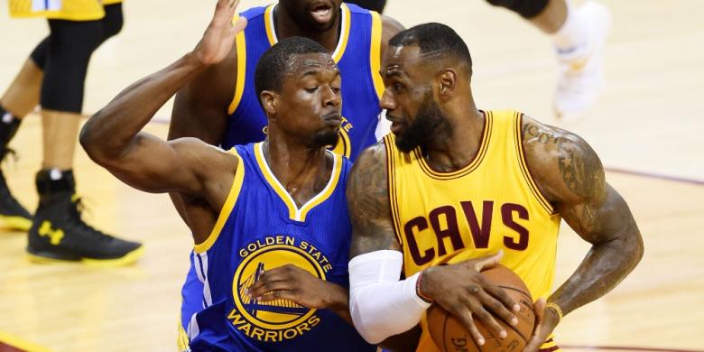 Cleveland Cavaliers Tetap Takluk meski LeBron James Cetak Triple Double