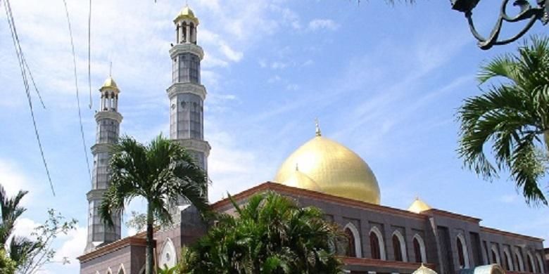 masjid-kubah-mas-atau-masjid-kubah-emas-depok.jpg