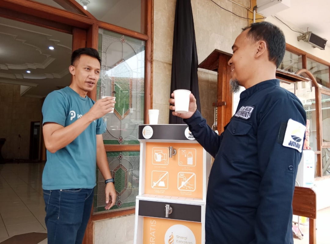 Sambut Ramadhan 1443H, Ada Fasilitas Mesin Air Minum di Masjid Ini, Jamaah Bisa Minum Gratis