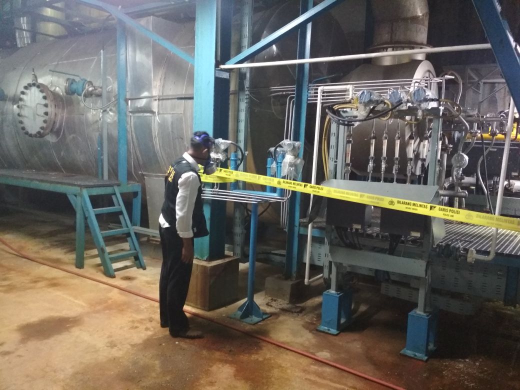 mesin-milik-pt-indo-bharat-rayon-racun-keracunan_20180116_075658.jpg