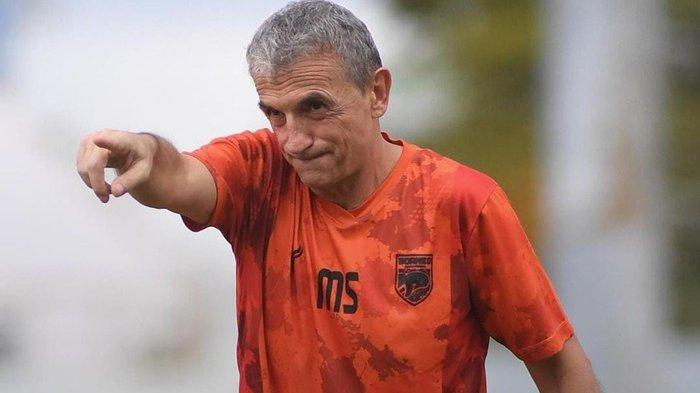 Milomir Seslija Tiba-tiba Dipecat Sebagai Pelatih Borneo FC, Padahal Kini Ada di Lima Besar