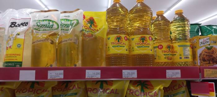 minyak-goreng-dalam-kemasan-di-pngndaran.jpg
