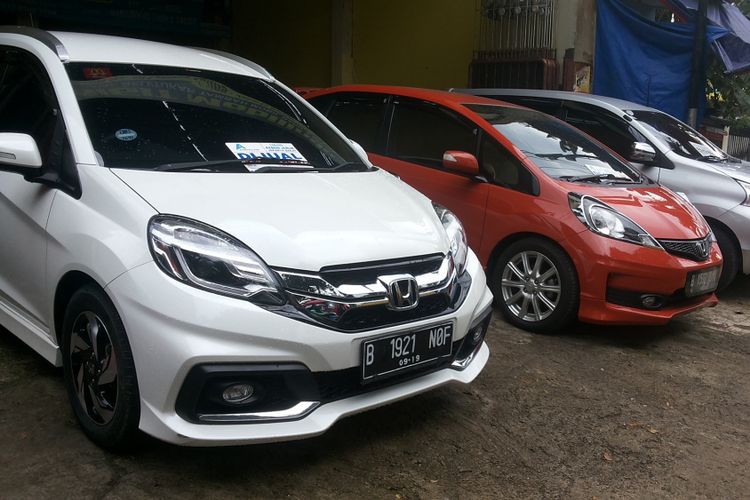 mobil-honda-jazz-bekas.jpg
