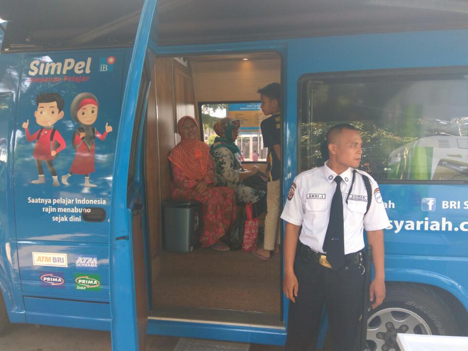 Miliaran Rupiah Disiapkan untuk Layani Penukaran Uang di Alun-alun Ujungberung