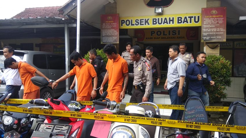 Sekali Maling Bisa Gondol Dua Motor, Tiga Pencuri Motor Ini Akhirnya Diringkus Polisi di Bandung