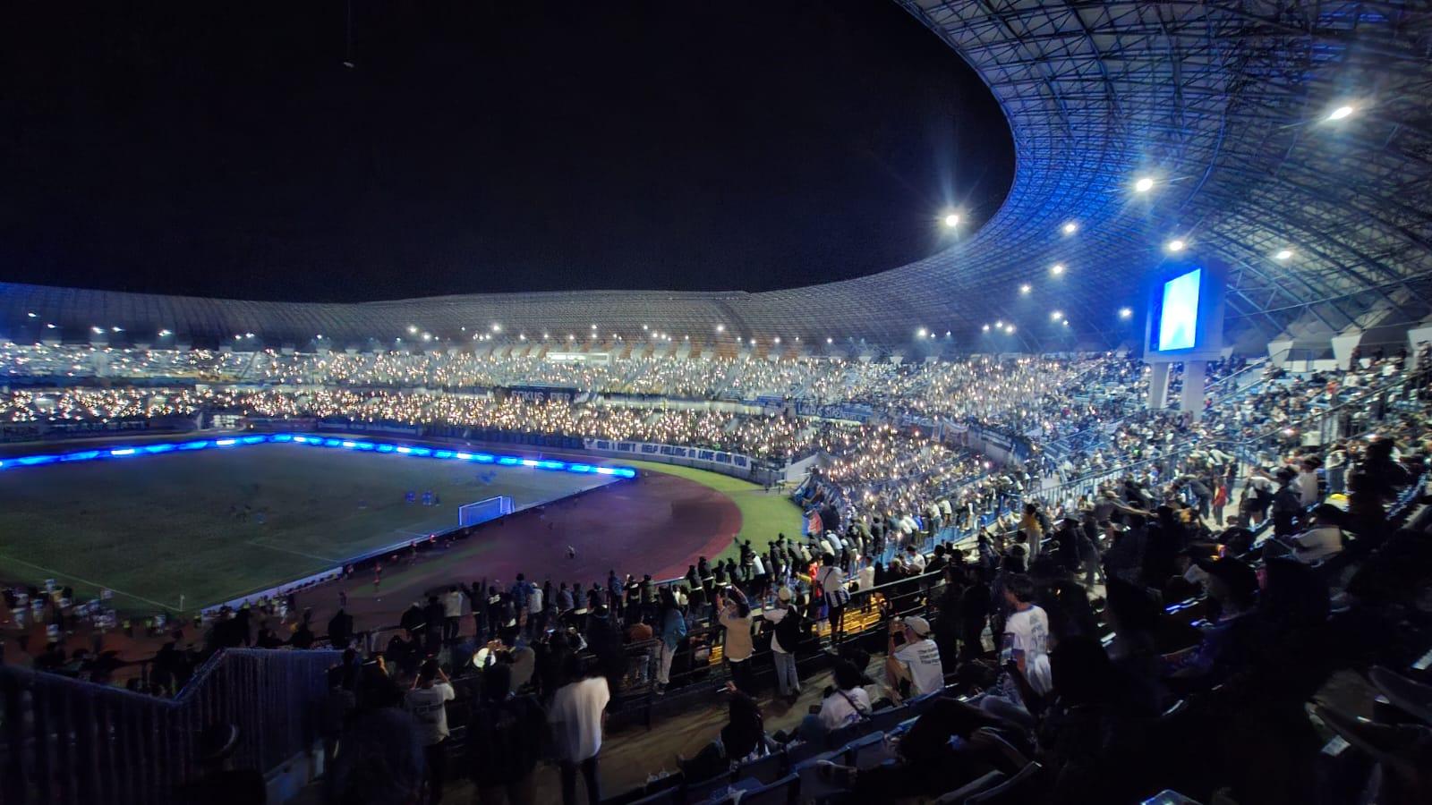 ntara-Persib-Bandung-dan-Arema-FC-di-Stadio-GBLA.jpg