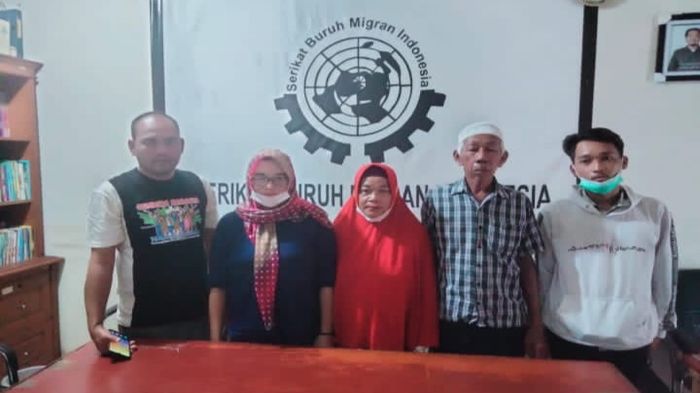 Dijanjikan Jadi PRT, Warga Purwakarta Terlantar di Abu Dhabi, Keluarga Minta Tolong Dedi Mulyadi