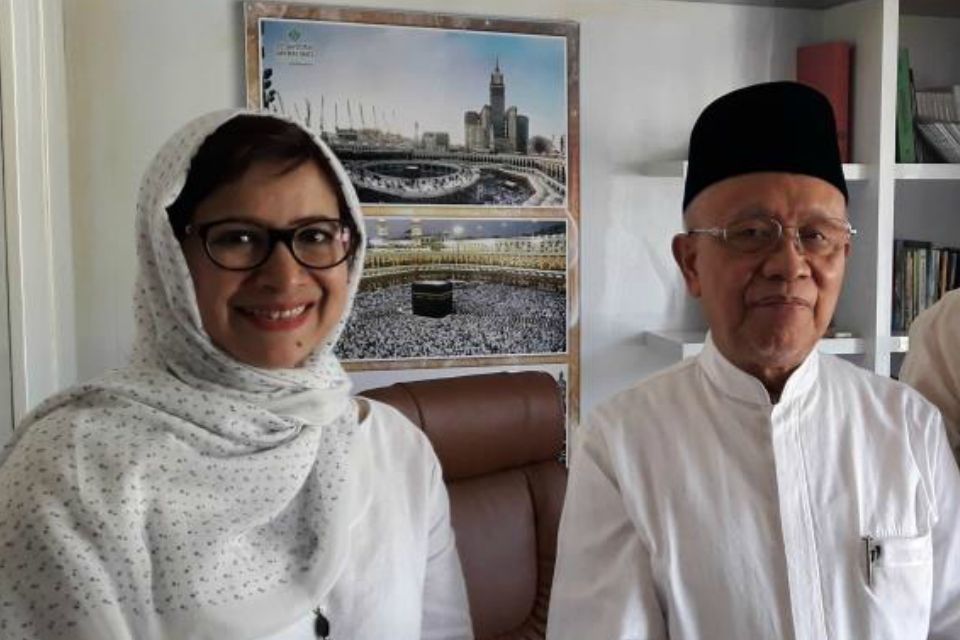 nurul-arifin-kiri-dan-profesor-miftah-faridl-ketua-mui-bandung_20170915_161211.jpg