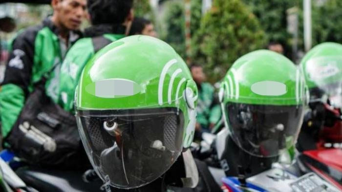 Pengemudi Ojek Online Ini Sedih Banyak Yang Batalkan Pesanan, Kisah di Baliknya Memilukan