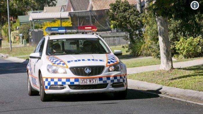 Seorang Pria Tabrakan Mobil ke Gerbang Masjid di Queensland Australia, Teriak Sambil Mengancam