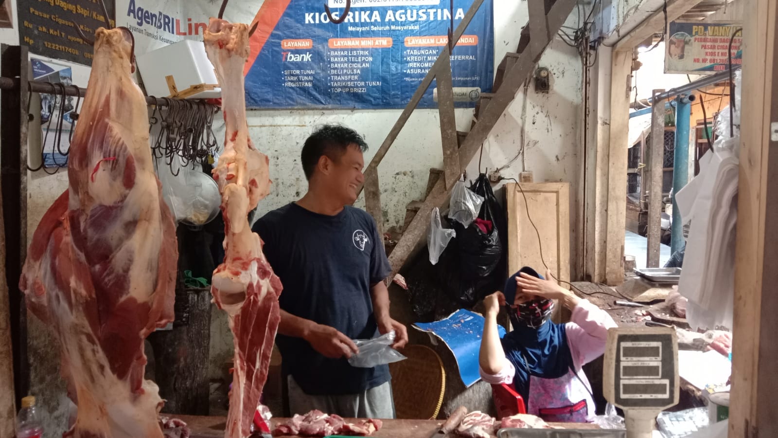 pedagang-daging-sapi-di-majalengka-kkkk.jpg